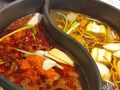 -沸炉重庆老火锅(军事博物馆店)