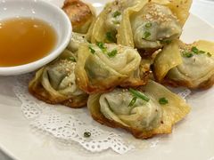 生煎馄饨-小实惠嘉(威海路店)