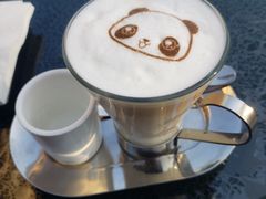 -梁鸿湿地丽笙度假酒店大堂吧