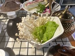 -山悦里 山野·鲜火锅(罗斯福广场店)