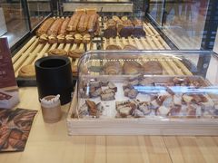 面包甜点陈列柜-熊叔熊婶面包房(团结湖店)