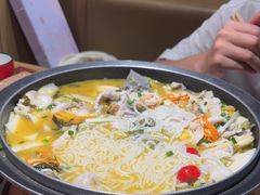 -山城外·非遗酸菜鱼(蜀都万达店)