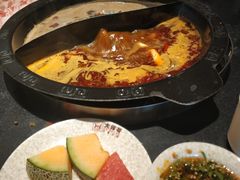 -周周有辣火锅馆(玖耀里店)