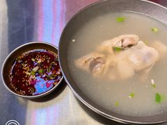 -蓉三少冒烤鸭·四川小吃集(北京首店)