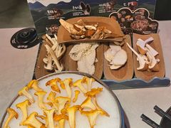 -芸山季·云南野生菌火锅(人民广场来福士店)