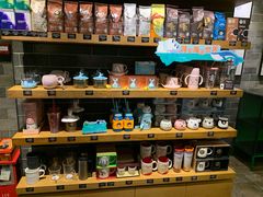 零售区-星巴克(广州动漫星城东区店)
