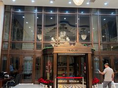 -碧中海汤泉汗蒸酒店