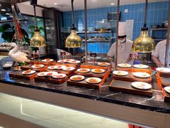 -淡尾·海鲜自助概念餐厅(虹桥南丰城店)