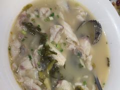 -严记小天府酸菜鱼(西四路店)