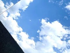 -The ROOF (通盈中心店)