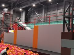 -极限PLAY运动娱乐新世界·团建派对潮玩休闲馆·室内蹦极高空游乐园