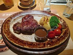 -绿茵小镇中西餐厅(五岭店)