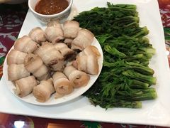 -闯关东东北农家菜(崂山石老人店)