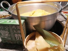 -禄婶鸡煲·打边炉
