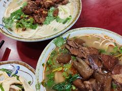-金杨拉面王小吃面馆·牛三宝面·红烧牛肉粉