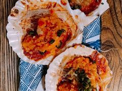 炭烧扇贝-探鱼·鲜青椒爽麻烤鱼(领展购物广场店)