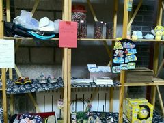 书架-山与海文化酒店(芙蓉街大明湖店)