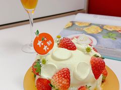 -花花卷卷·鲜食蛋糕(静安久光百货店)