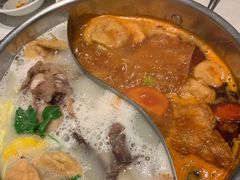 招牌番茄牛尾汤-一哥澳门豆捞·澳门风打边炉(高德置地店)