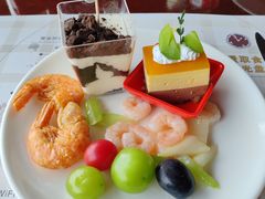 -荣誉国际酒店-云顶旋转餐厅