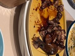 -八府香鸭·啫啫煲(华山路店)