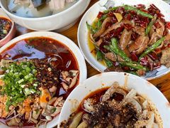 -中和裴氏蹄花(府河路店)