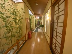 -汤泉良子(金源店)