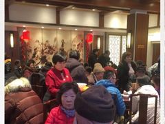 等位区-老半斋(福州路店)