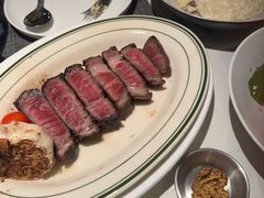 -MONICH牛排融合餐厅(和义大道购物中心店)