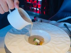 -弦月窗LUNETTE BY AMANDA(复兴路店)