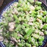 夏日瘦身健康餐—豆角炒蛋。