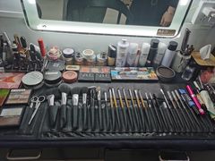 -ME觅妆·定制美妆·彩妆私教(菱角湖店)