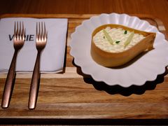 -VERIE BAKEHOUSE