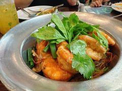 -Chom Cafe and Restaurant