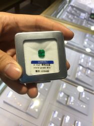 -威德钻石-克拉钻大本营(南京东路店)