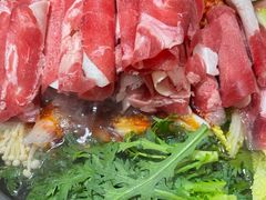 部队锅-MI WU FACTORY米屋美食工厂餐厅(绿地店)