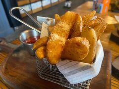 -I HOLIC艾豪丽披萨(KKone店)