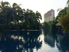 -三亚湾海居铂尔曼度假酒店