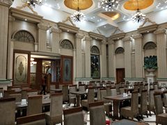 -山明水秀大饭店