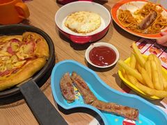 -必胜客(柳州万象城店)