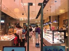 -巴黎贝甜(大宁国际商业广场店)