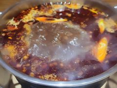 -独食火锅·半米屋台(直营总店)