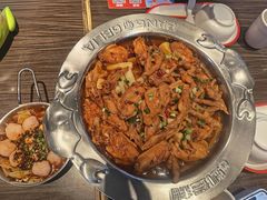-胖哥俩肉蟹煲(济南世茂国际广场店)