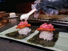 -铭牛烧肉·和牛海鲜自助(高新月牙湖店)