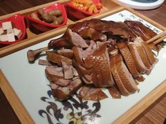 金牌小麻鸭-有红鸡毛店·川菜(建设路店)