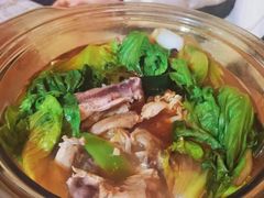 -满格嗦新疆椒麻鸡火锅.炒米粉(川大江安校区店)