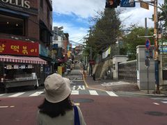-梨大女人街