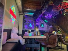 -喜鹊音乐酒馆(西街店)