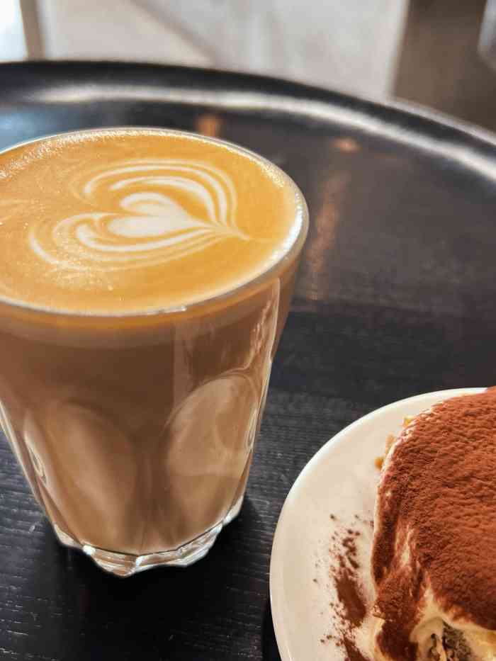 短笛piccolo coffee(宽窄巷子店)-"就是想喝咖啡昂[呲牙] 点了杯中规