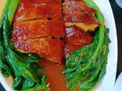 黄金脆皮烧鸭饭-百事佳烧鸭牛腩(上海虹桥站店)